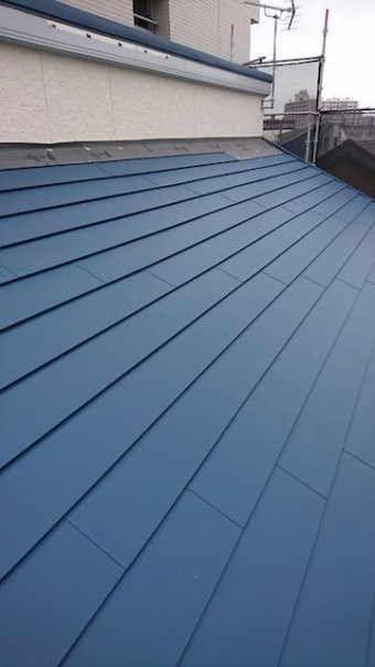 横暖を噴いている風景