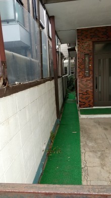 塗装足場、足場、隣人足場越境
