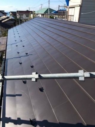 瓦から横暖ルーフにカバー工法