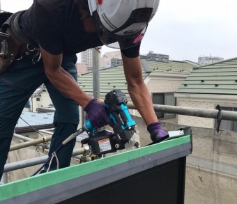 けらば板金取付