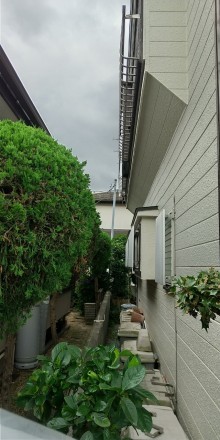 足場、隣人足場越境、塗装足場