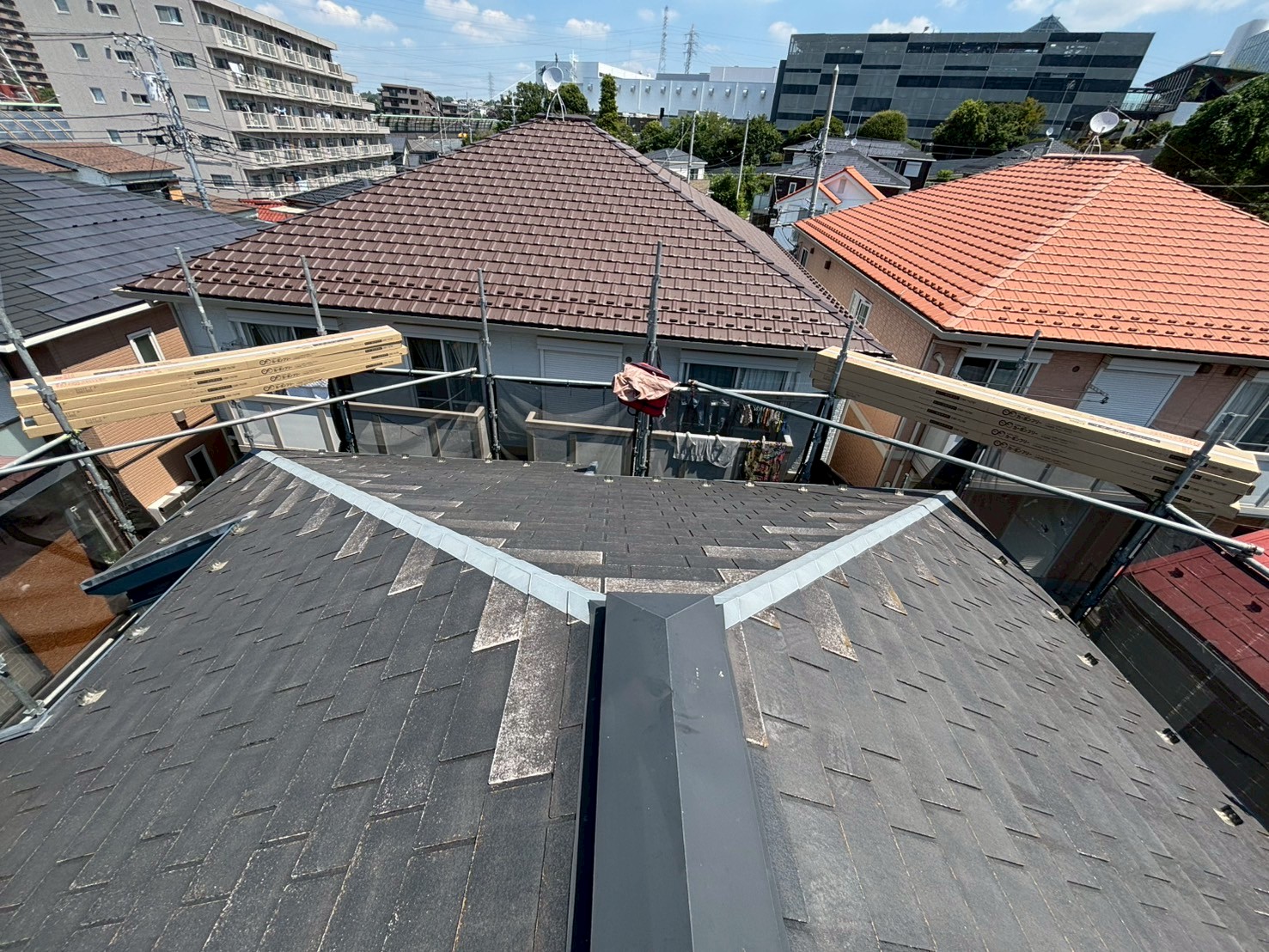 屋根工事前