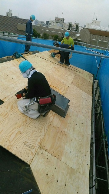 野地張りの様子