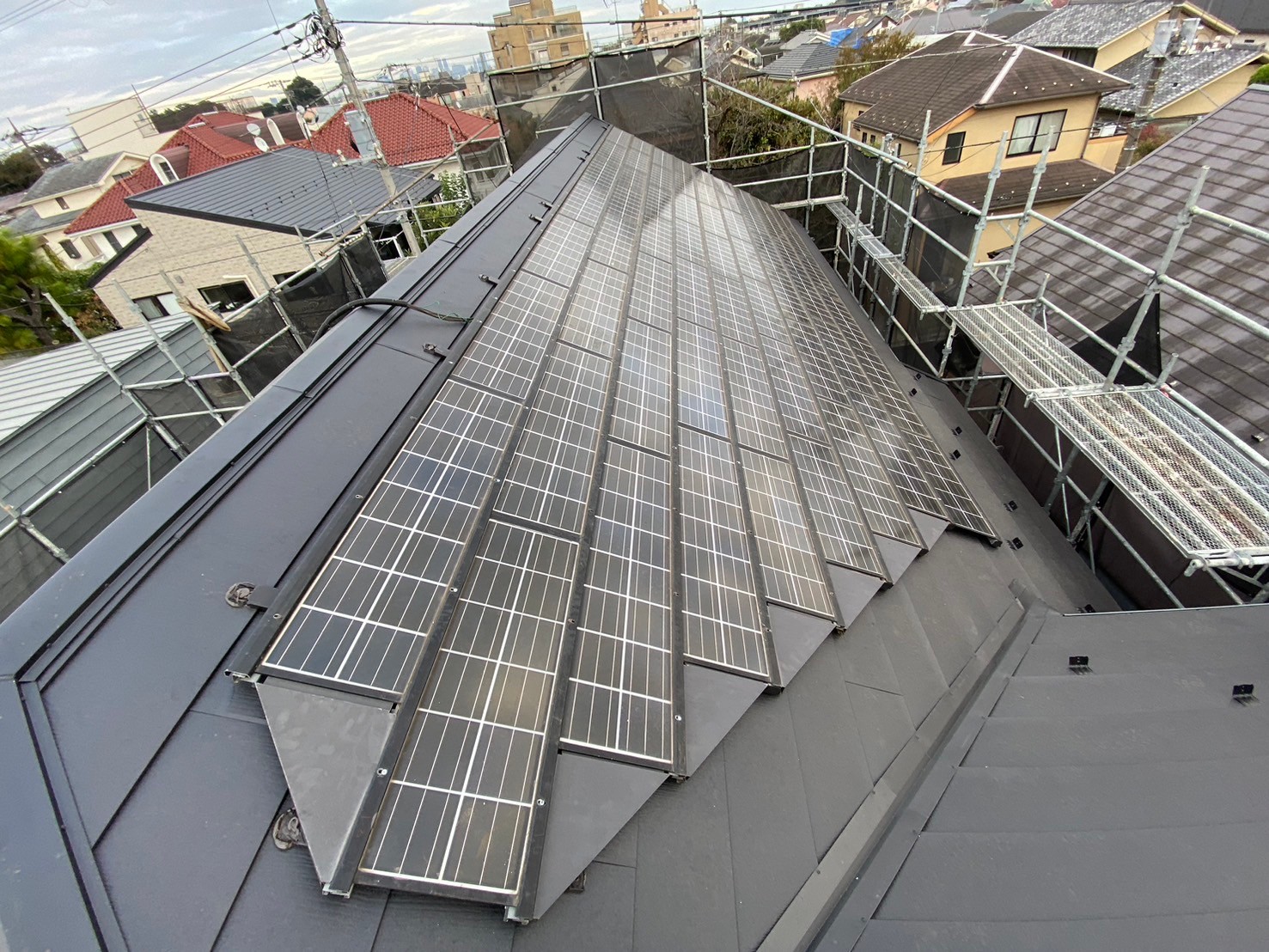 太陽光パネルが載った屋根も対応可能です◎in越谷市🐤