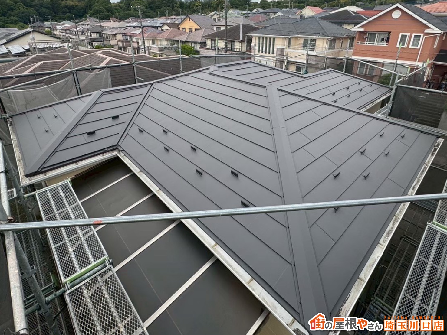 屋根カバー工事　施工後
