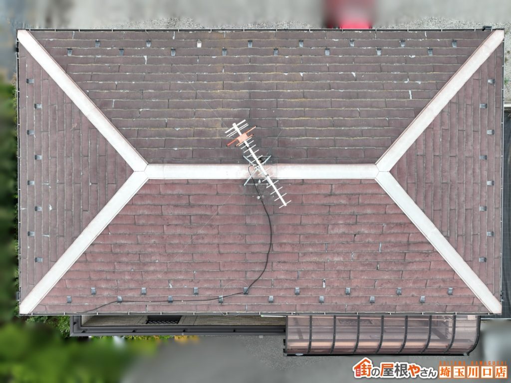 全景で見る劣化屋根