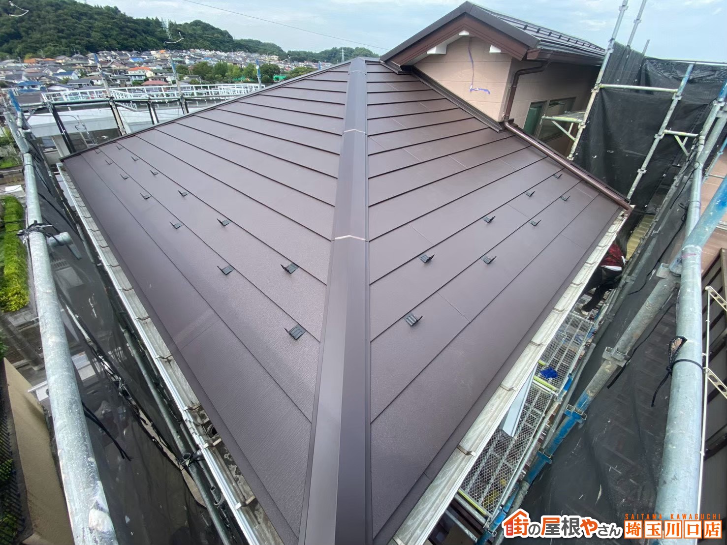 屋根カバー工法　施工後