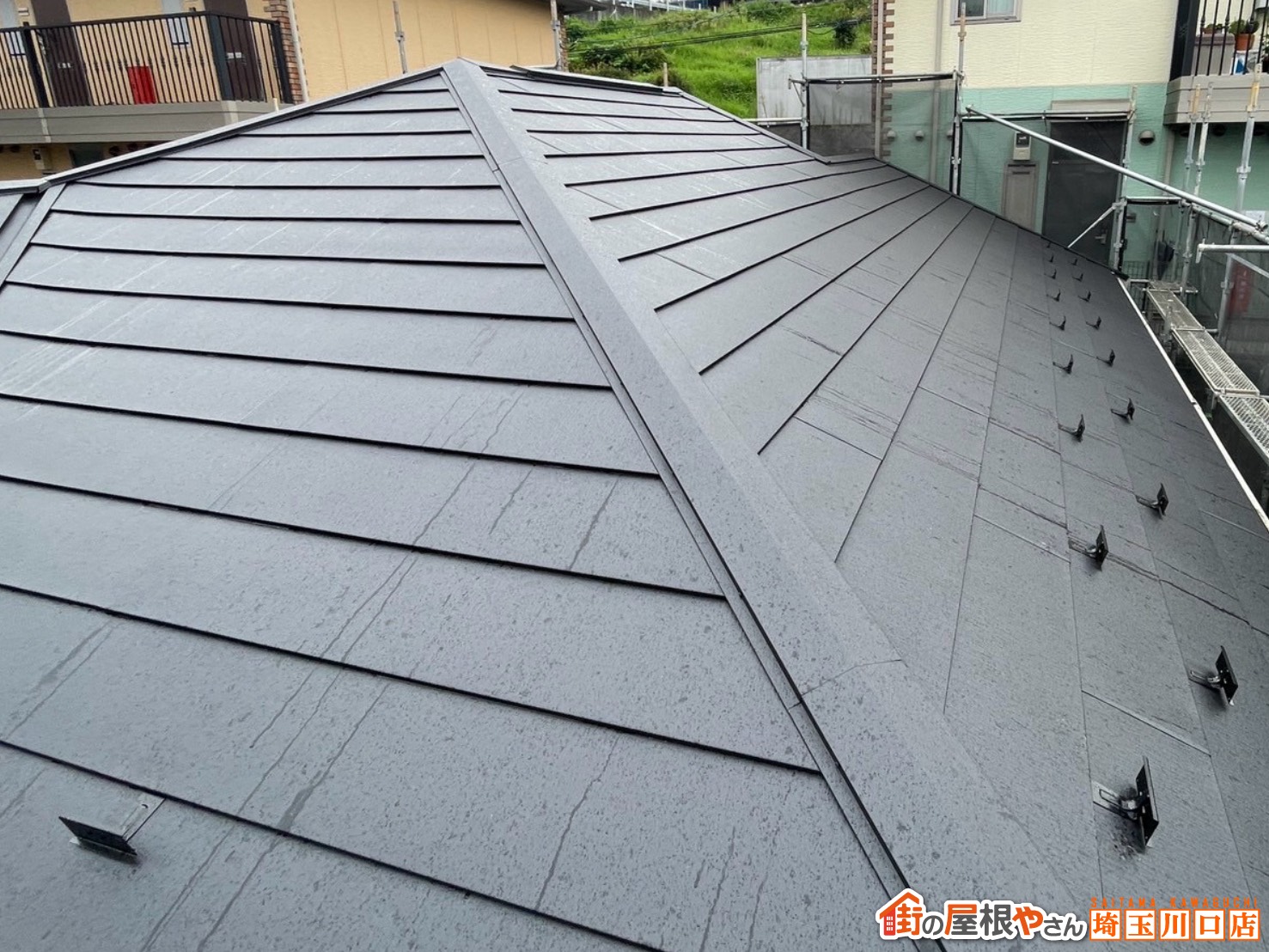 屋根カバー工法　施工後