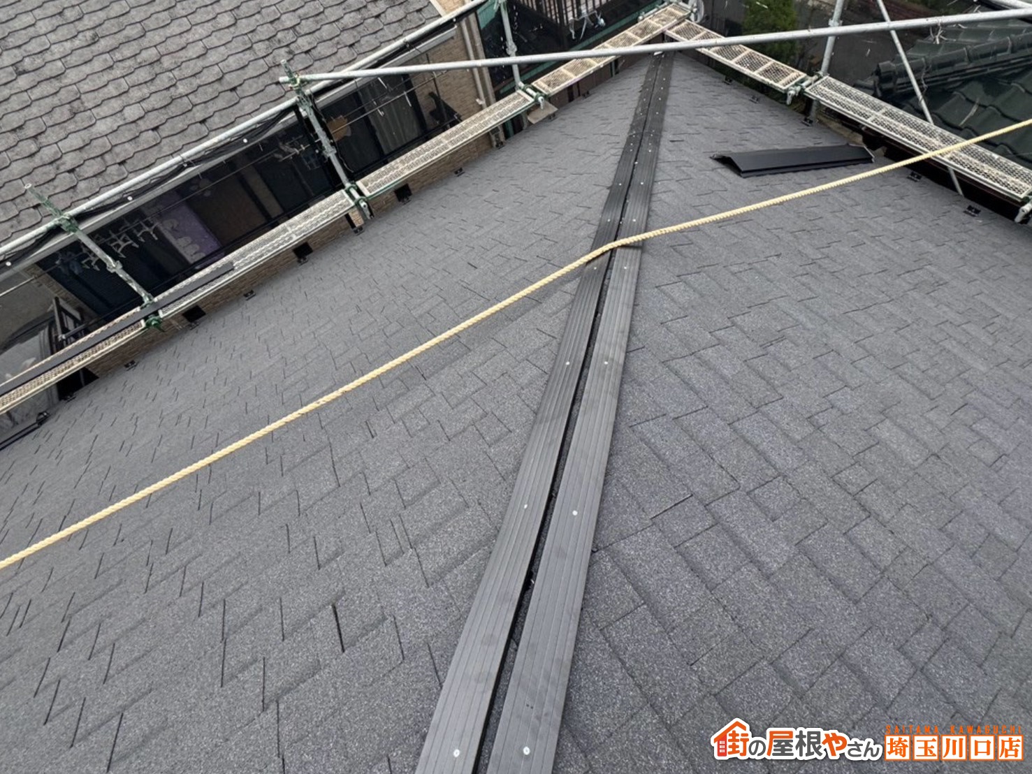 樹脂製貫板施工中