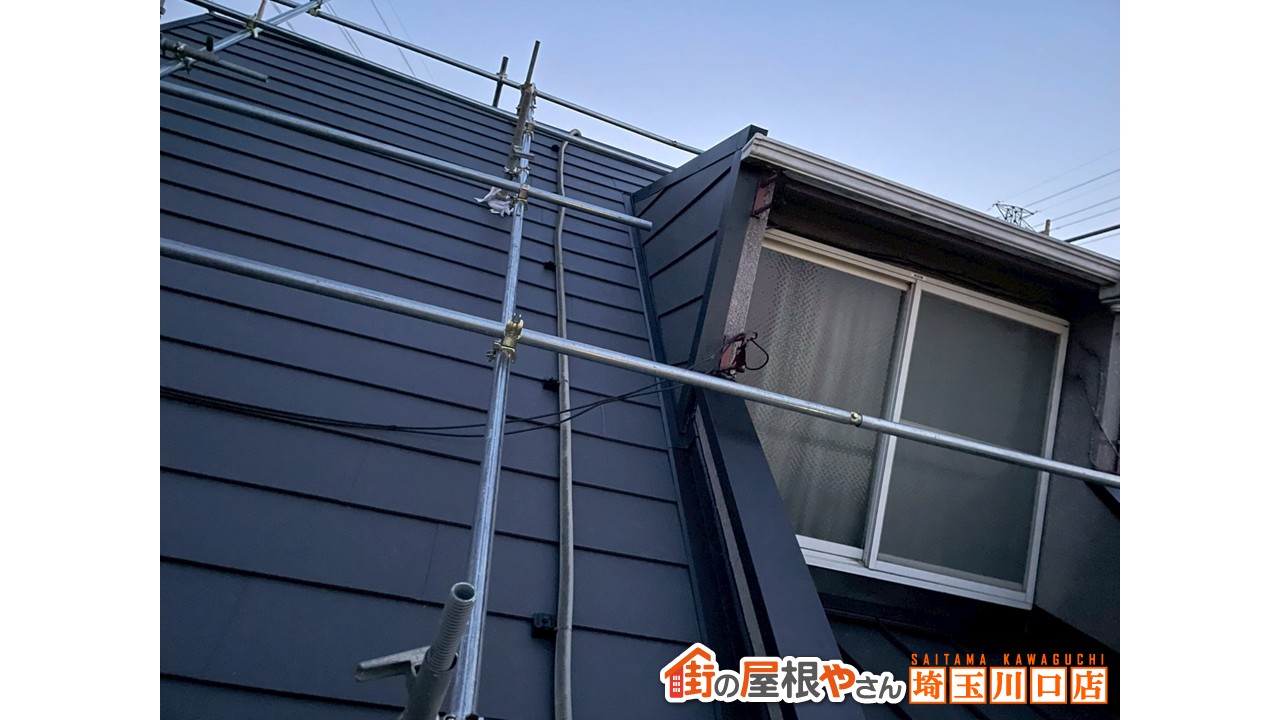 ガルテクト　屋根カバー工事