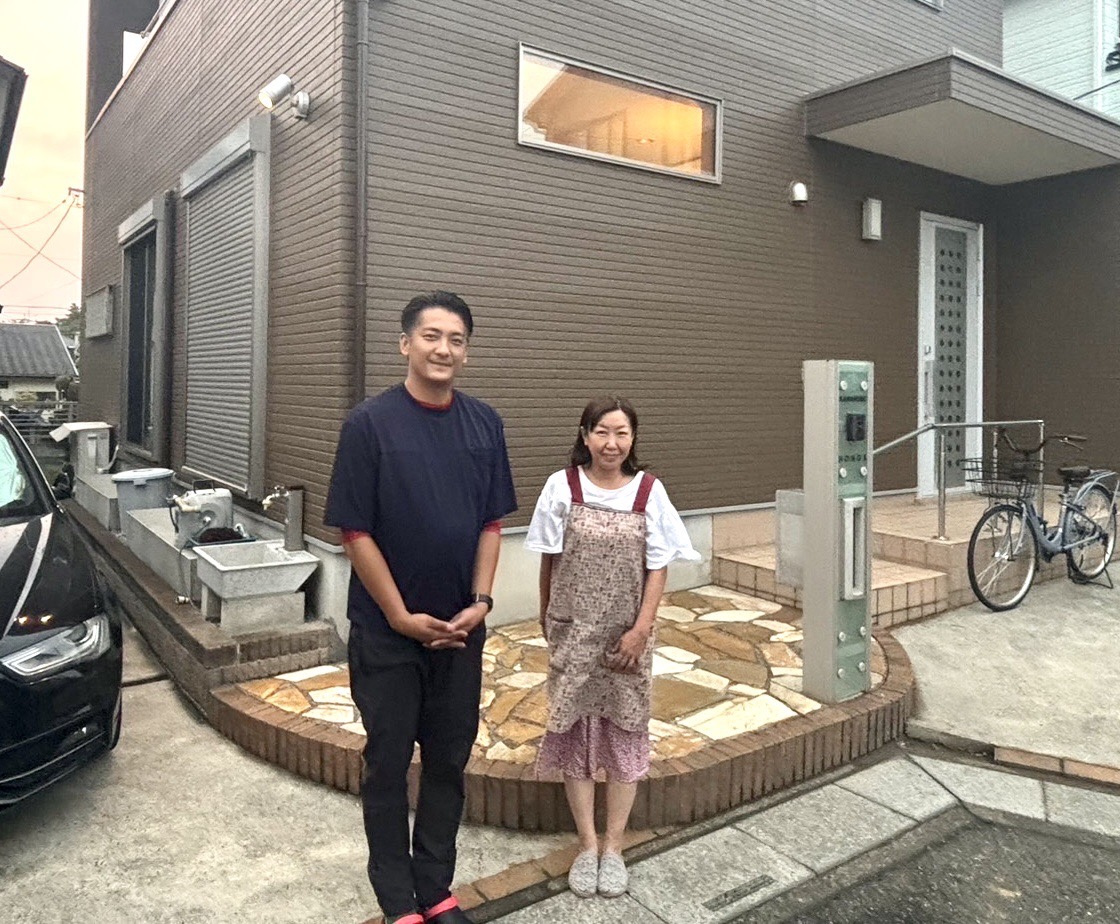 屋根カバー工事、外壁塗装工事で新築同様にしてきました🏠💖